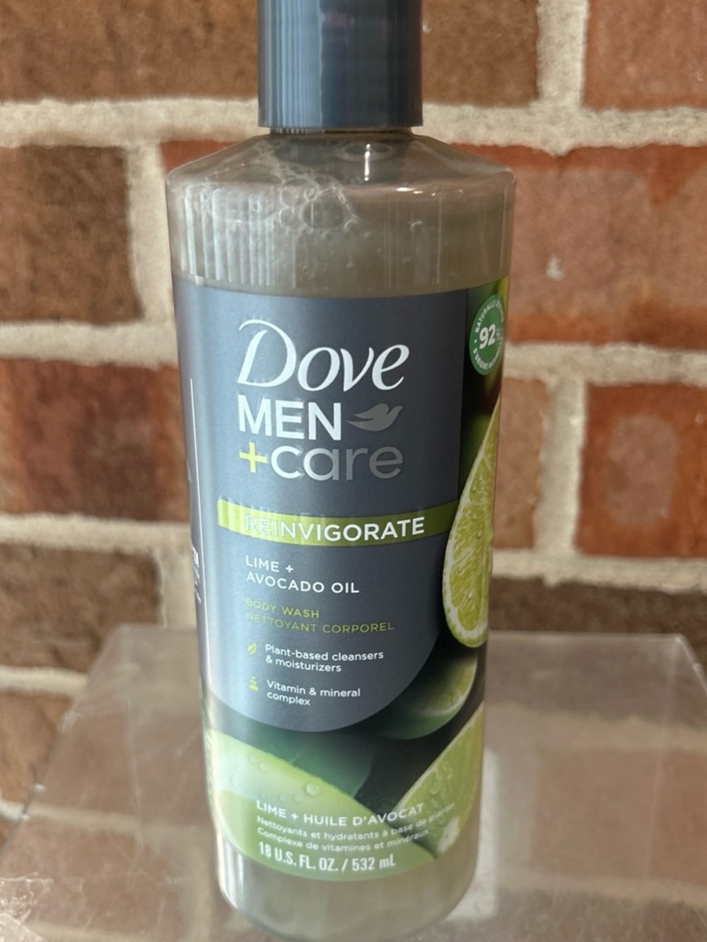 Dove Men+Care Reinvigorate Lime & Avocado Oil Body Wash — Green